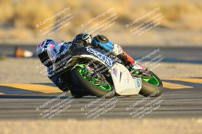 media/Nov-17-2024-CVMA (Sun) [[1fec520723]]/Race 18-Supersport Middleweight/